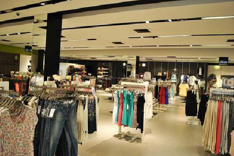 平阳商场里的店面怎么装修?